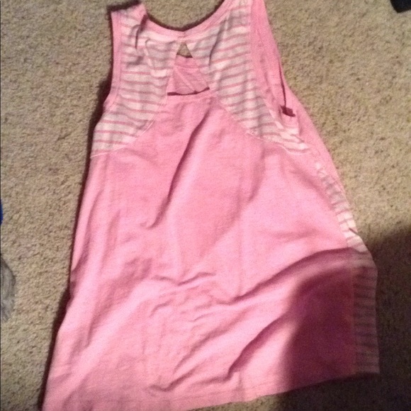Tank top - Picture 2 of 3